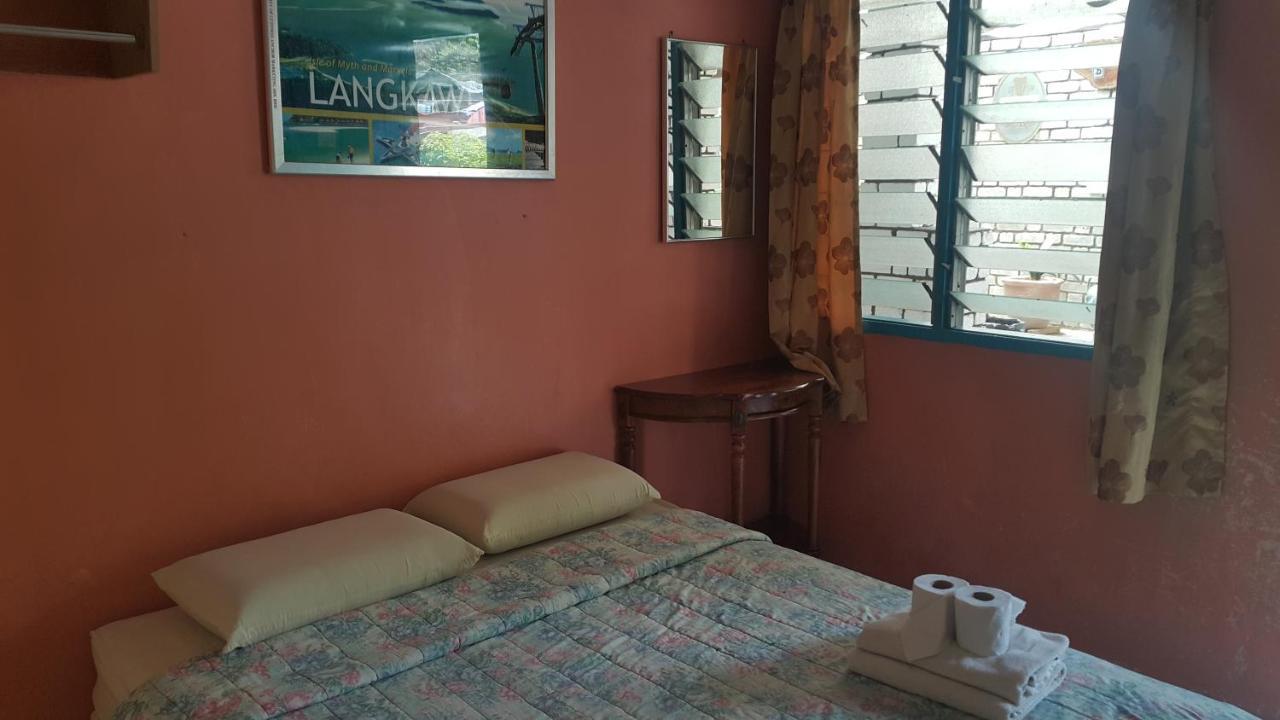 Alora Budget Inn Tanah Rata Εξωτερικό φωτογραφία